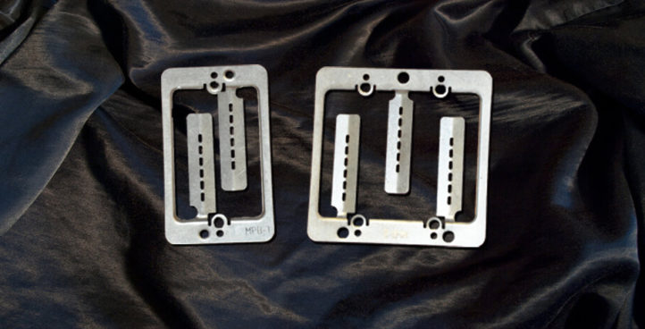 Low-Volt Mounting Plates